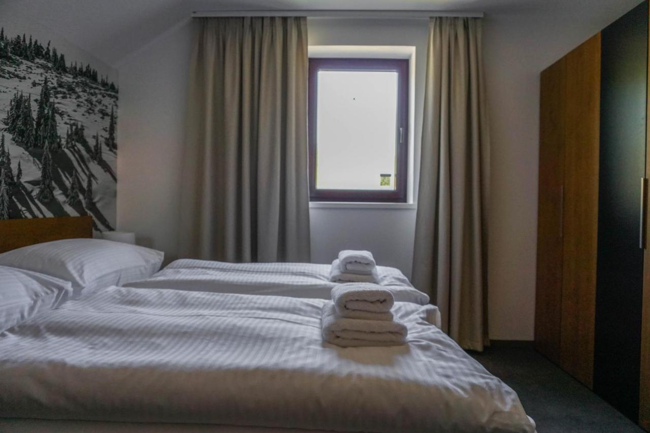 Apartmany Sport & Ski Valča Buitenkant foto